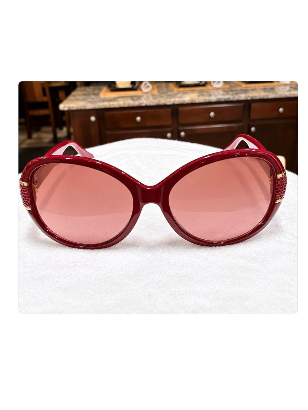 Coach HC8115 Blaine Garnet Oversized Sunglasses 57-15-140 Case Box